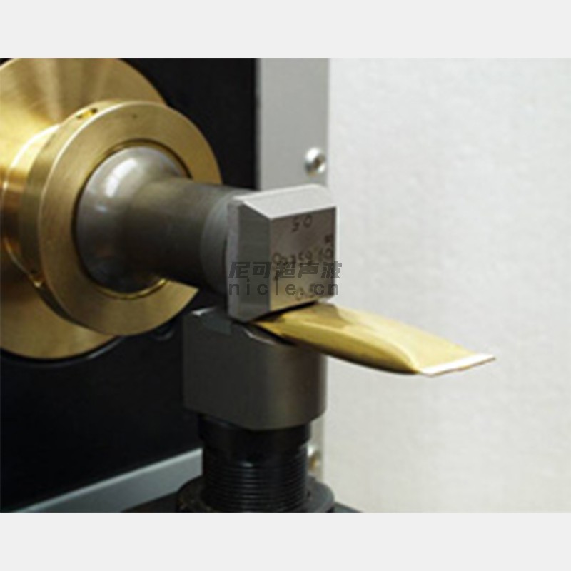 Sheet metal ultrasonic metal welding machine