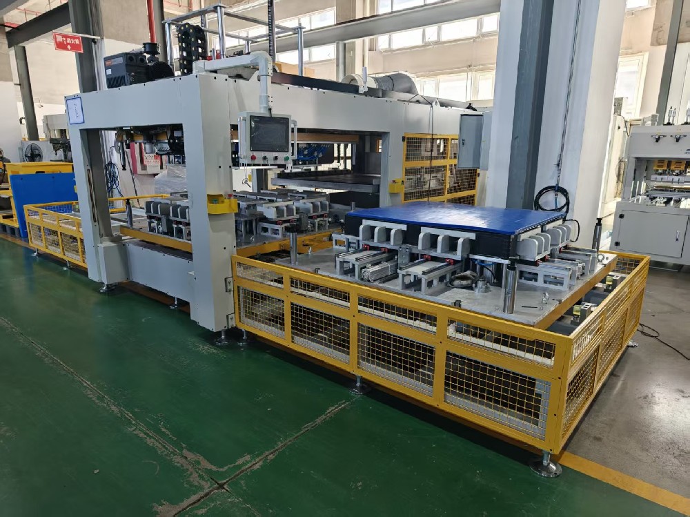 伺服托盘焊接机